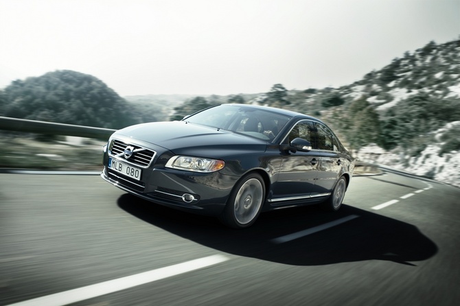 Volvo S80 2.4D R-Design