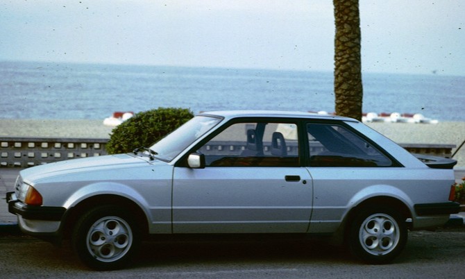 Ford Escort 1.6 GL