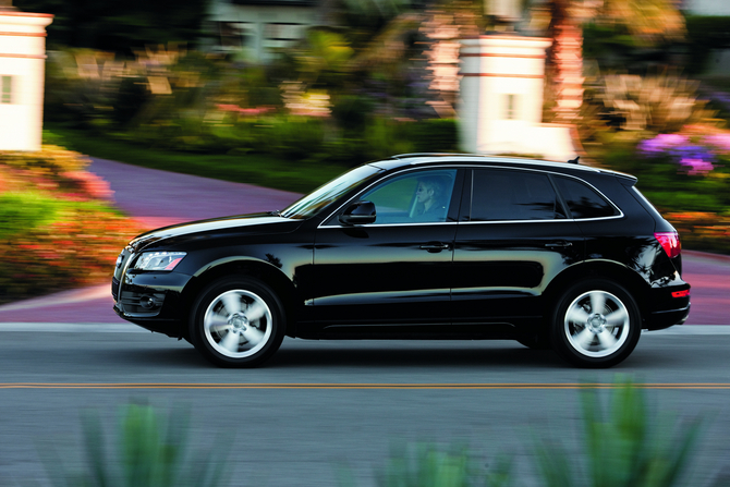 Audi Q5 2.0T quattro Tiptronic Premium