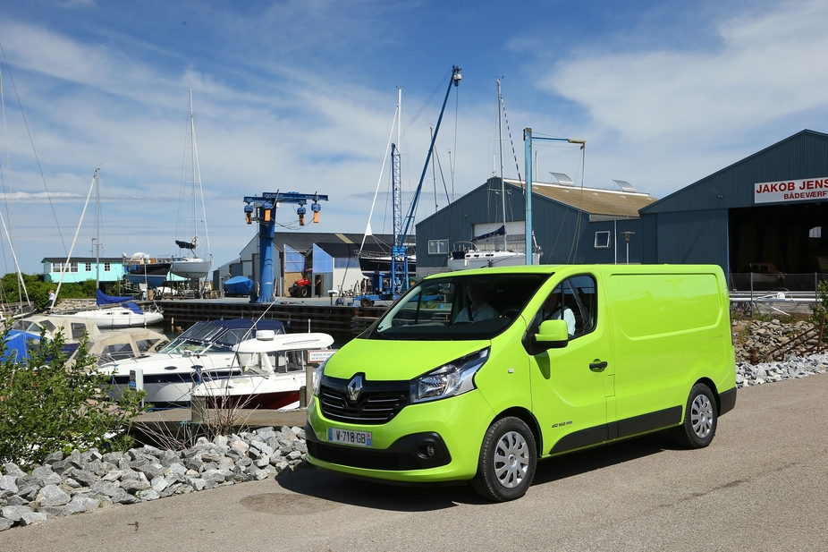 Renault Master Furgão Cabina Prolongada 7L Propulsão L3 3.5T 2.3 dCi