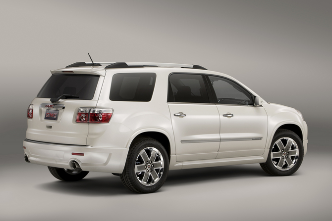 GMC Acadia Denali FWD