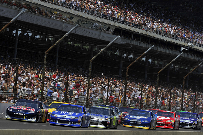 Imagem da edição de 2011 da NASCAR Sprint Cup