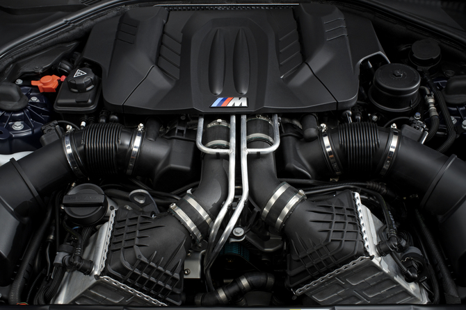 BMW Sneaks Out News of Next M6 with Twin-Turbo 4.4l V8