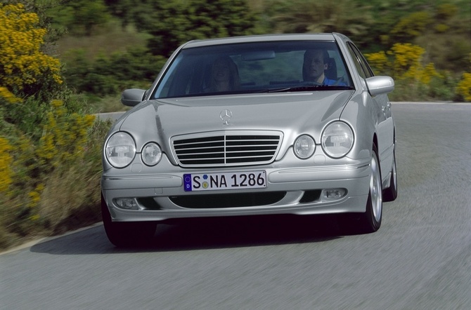 Mercedes-Benz E 430