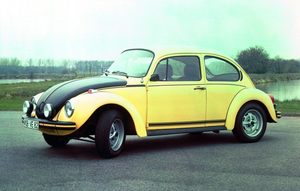 Volkswagen Käfer 1303 gewinnt Das Goldene  Klassik-Lenkrad 2012 