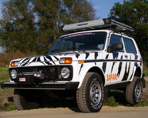 Lada Niva 1.7i Only