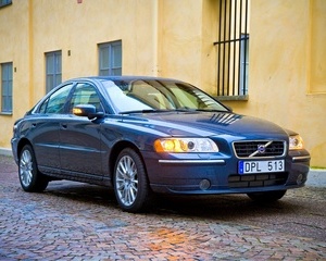 S60 2.4 Automatic