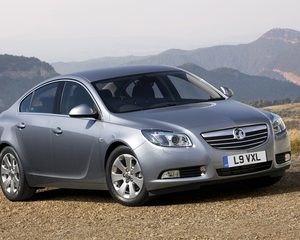 Insignia Hatchback 2.0 CDTi ecoFLEX SE