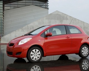 Yaris Liftback S