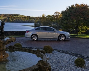 Insignia Saloon 2.0 CDTi SRi 4x4