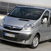 Opel Vivaro Tour 2.0 CDTI Cosmo DPF vs Renault R8 Major