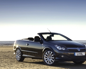 Astra CC 1.6i Twintop Air