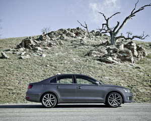 Jetta GLI DSG Autobahn w/ Navigation