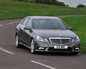 E220 Saloon CDI BlueEfficiency SE