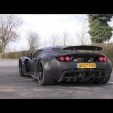 Hennessey Venom GT Prototype - Road Testing in England