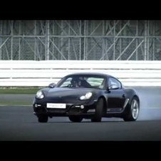 Porsche Cayman R on Silverstone Circuit